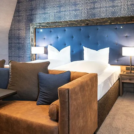 מלון Spreewelten לובנאו