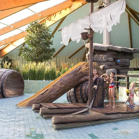 מלון Spreewelten