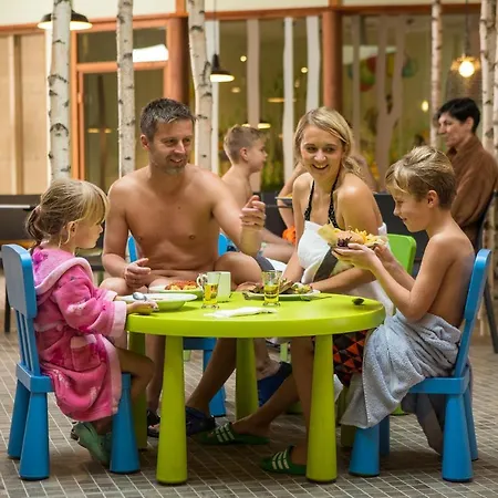 מלון Spreewelten לובנאו